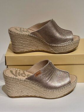 Vidorreta Jopa Bronze Open Toe Slip On Platform Wedge Espadrille Sandals Size 6